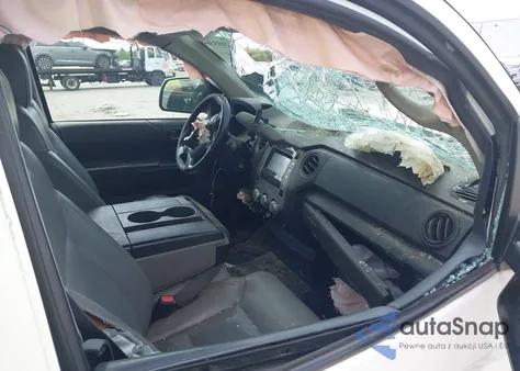 2014 Toyota Tundra Sr 4.6L V8 z USA, uszkodzony, nr VIN 5TFRM5F13EX078084